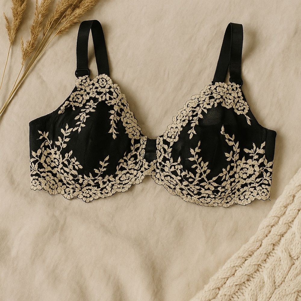 Wacoal 38D Embroidered Lace Underwire Bra – Black Ivory Floral